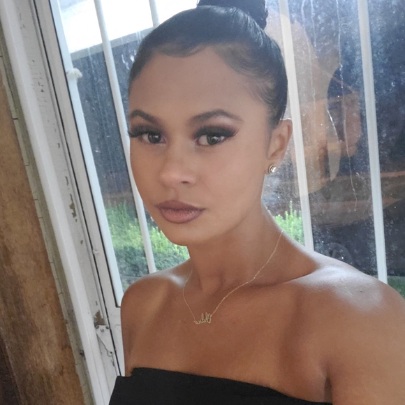 bellamonrowe